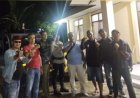 Polsek Curugkembar Polres Sukabumi Sambangi Pos Satkamling untuk Perkuat Sinergi Menjaga Kamtibmas